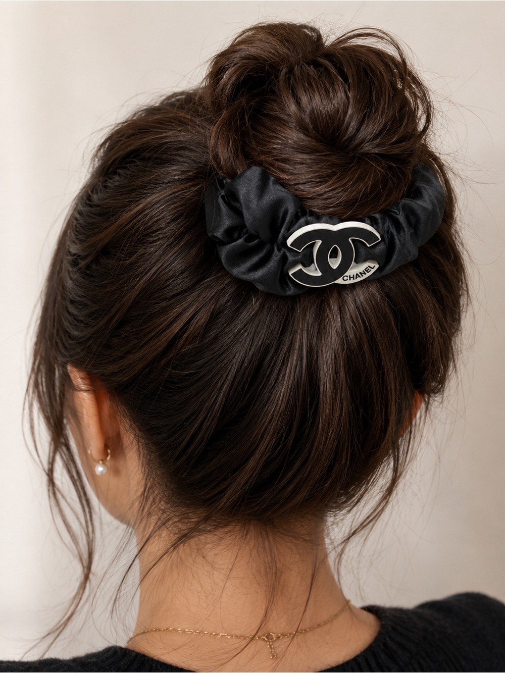 Set hair scrunchies